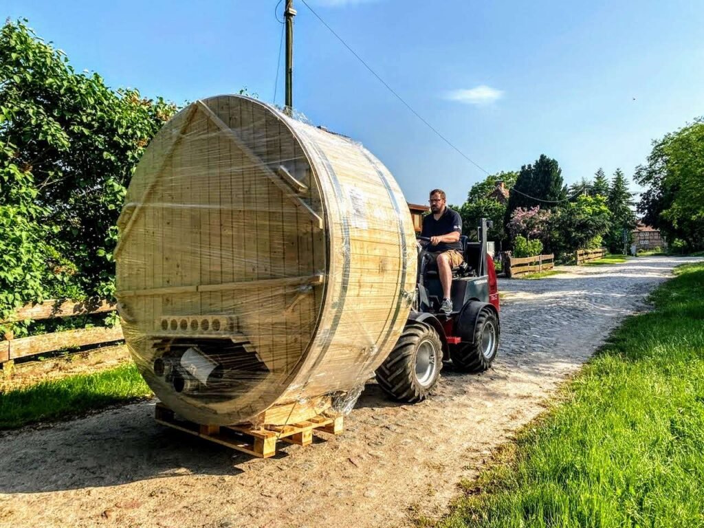 Gaffeltruck Til Aflaesning Af Boblebad