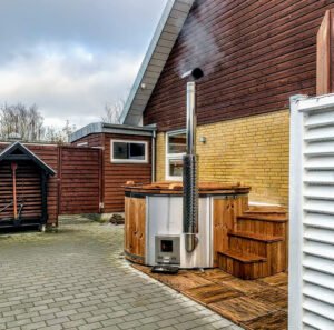 Integreret brændefyret ovn til vildmarksbad – 30 kW i 316 rustfrit stål
